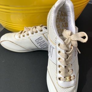 Baby Phat size 8 shoes never worn